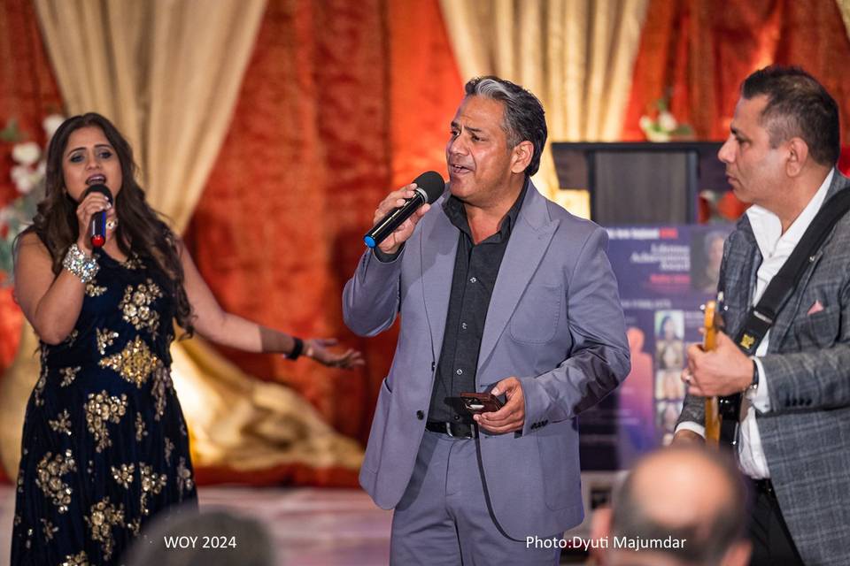 Din Check Bollywood Band