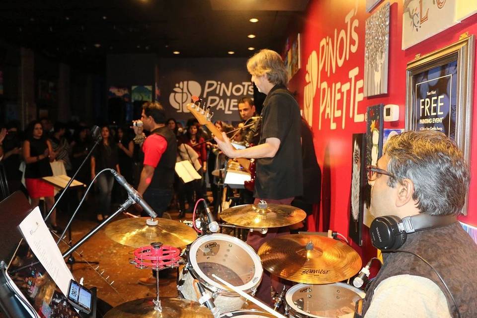Din Check Bollywood Band