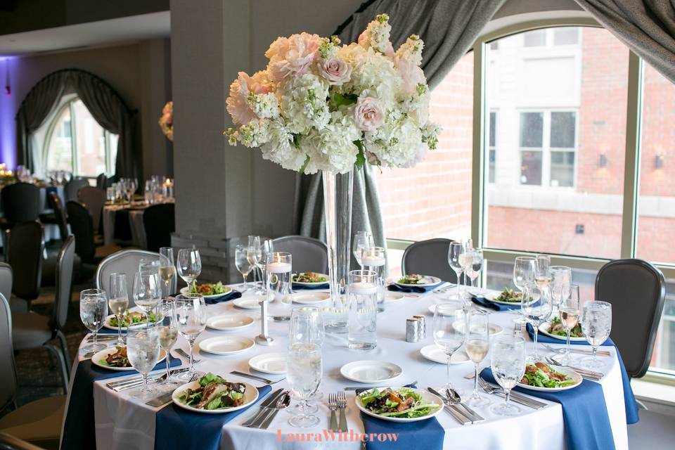 Head table setting