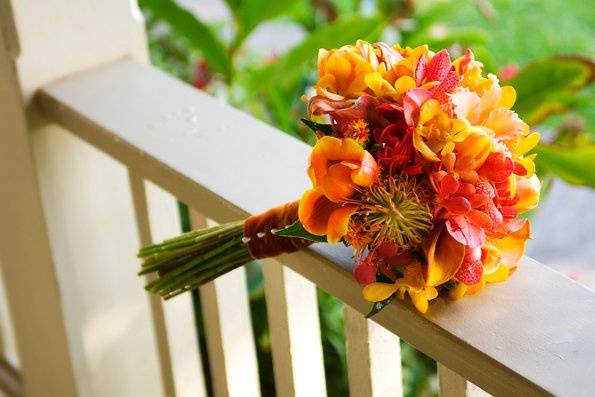 bright pink and orange bouquet