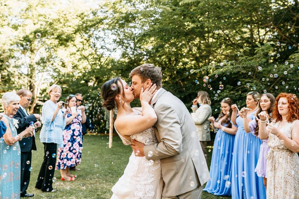 A Perfect Garden Wedding.