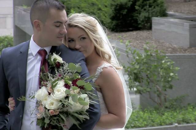 Julie & Javi - Downtown