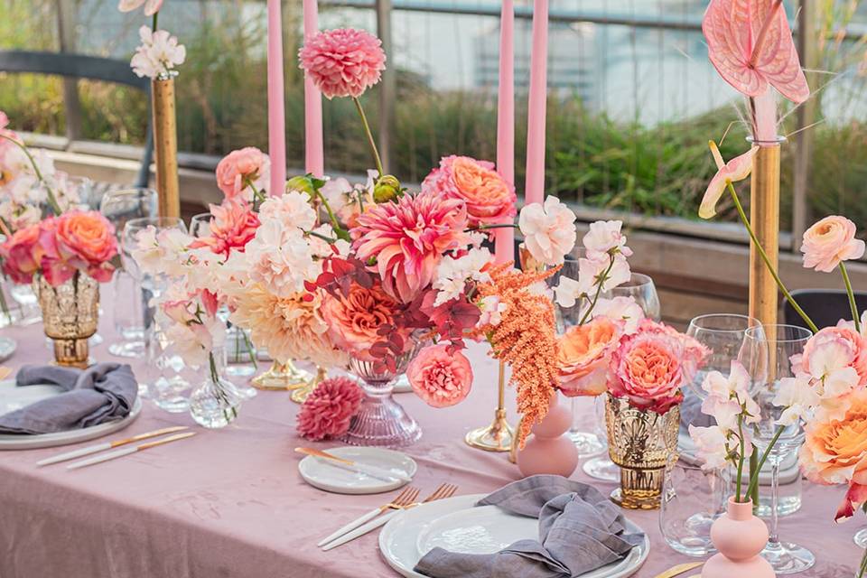Wedding tablescape with centerpieces