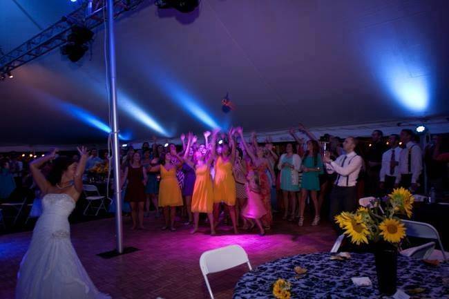 Bouquet toss