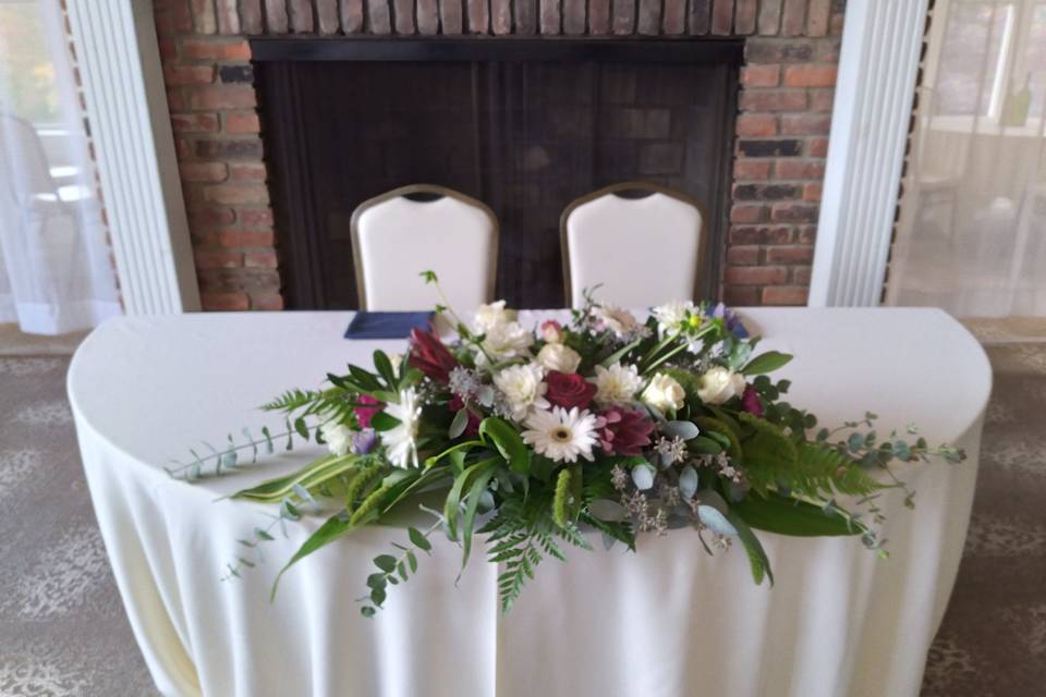 Head table centerpiece