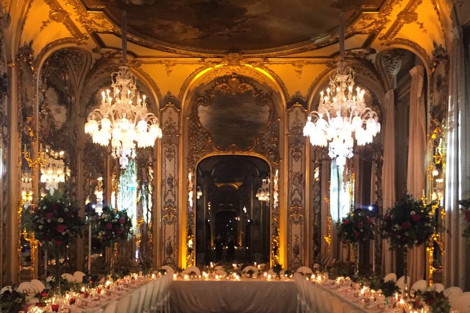 Luxury wedding in Paris