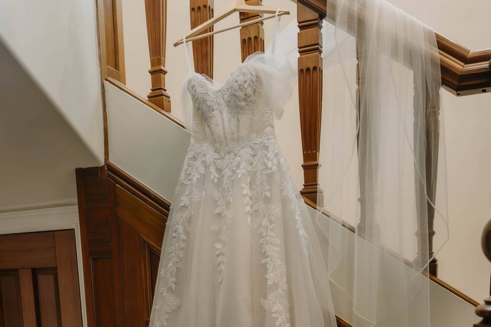 Brides Dress