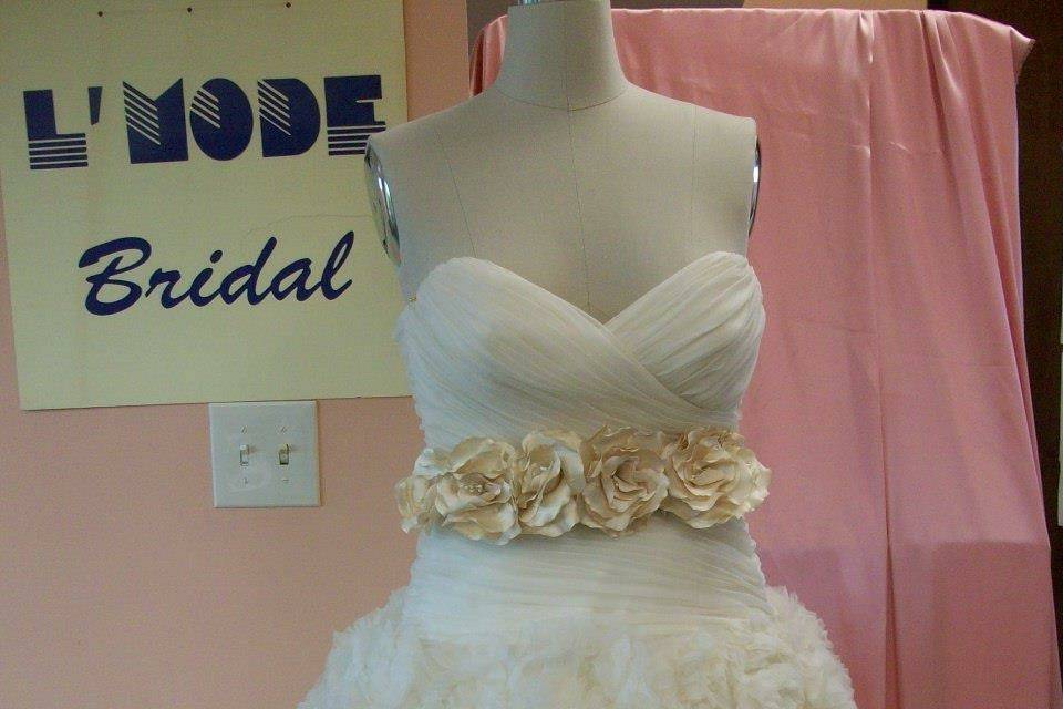 L'Mode Bridal Custom N Alterations