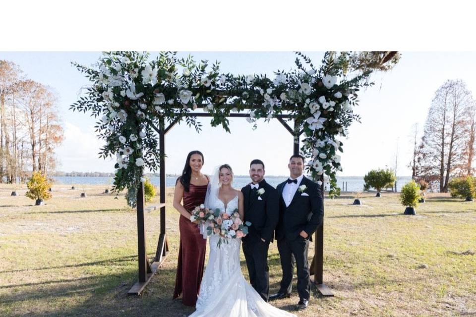 Magnolia Arbor Decorations