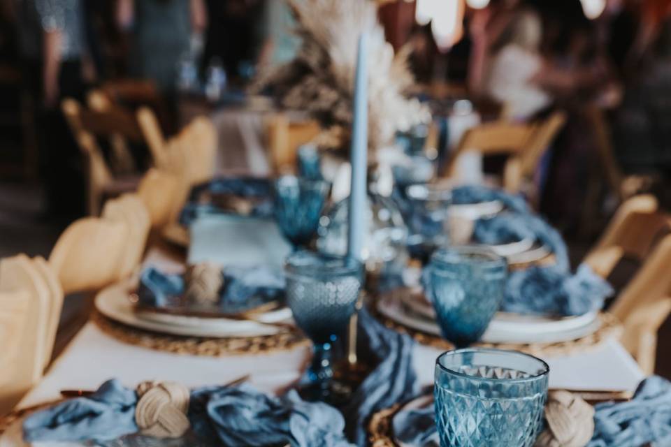 Table Details-Haley Root Photo