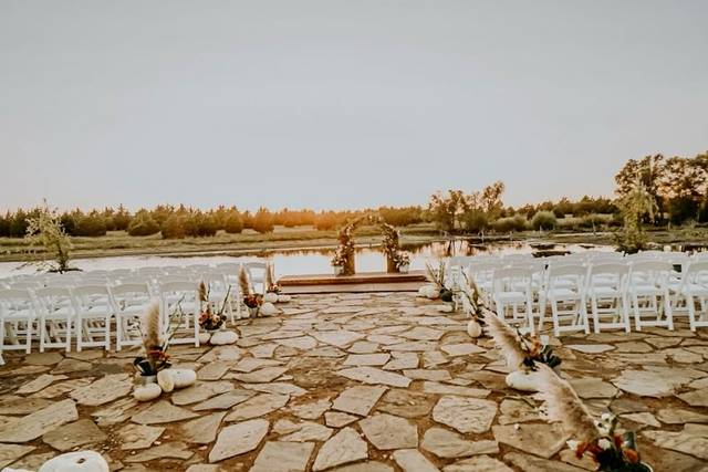 The Greenhouse Venue at Hi-Berger Ranch
