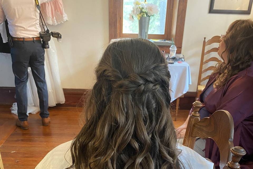 Bride half up half down