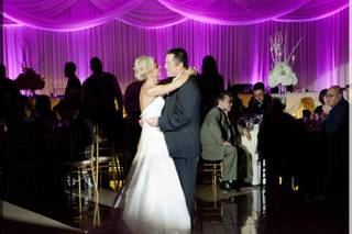 A-List DJ's, Photo Booths, and Elegant Lighting