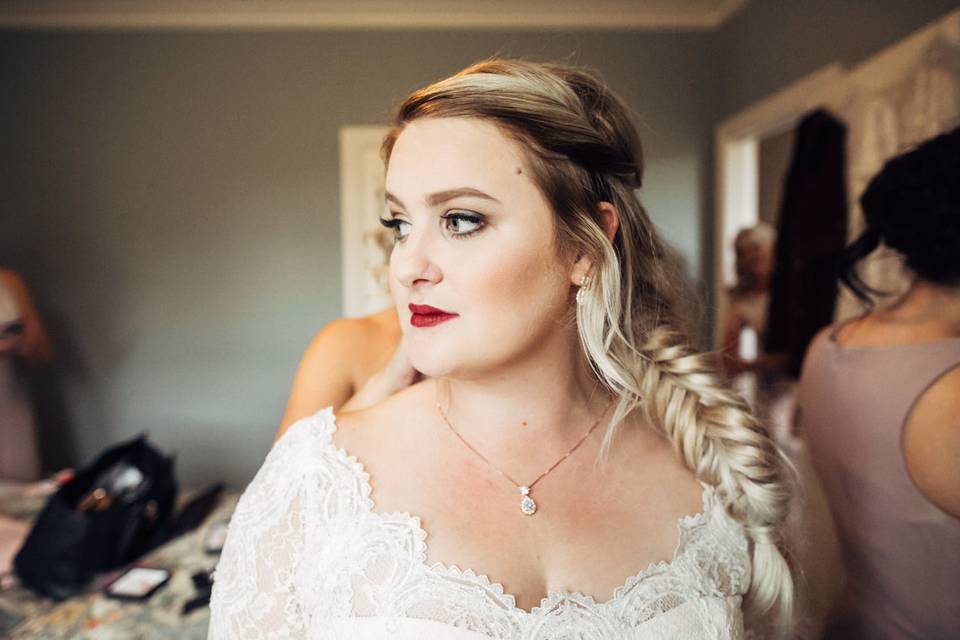 Bridal makeup and braid