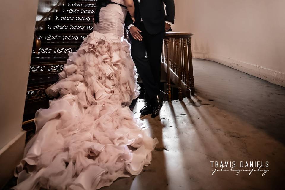 Wedding kisses