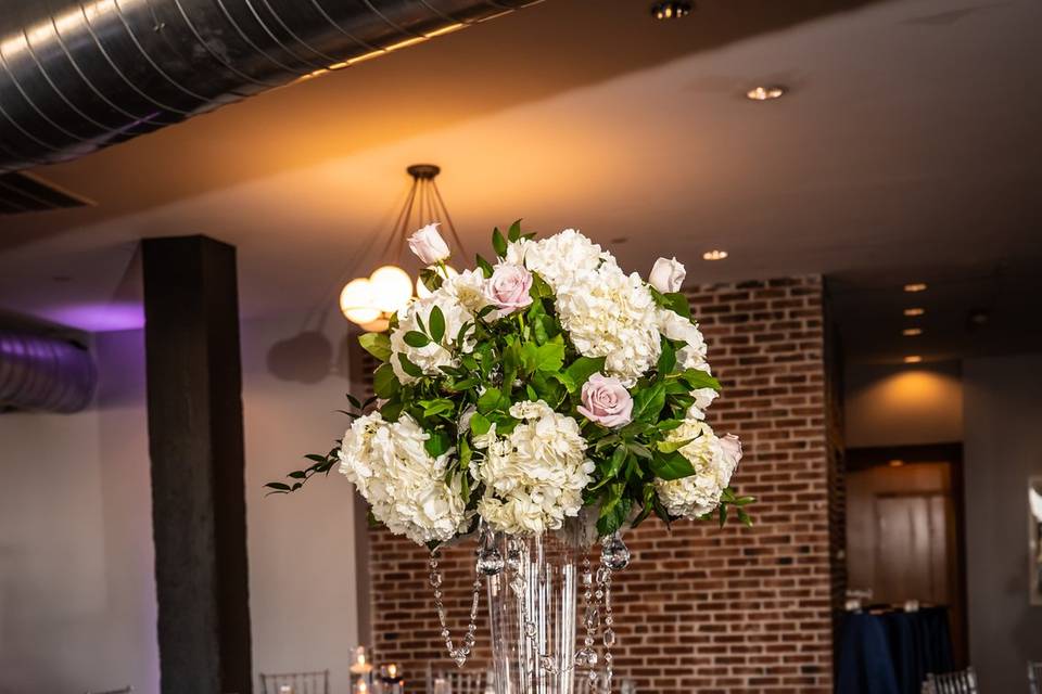 Tall wedding centerpiece