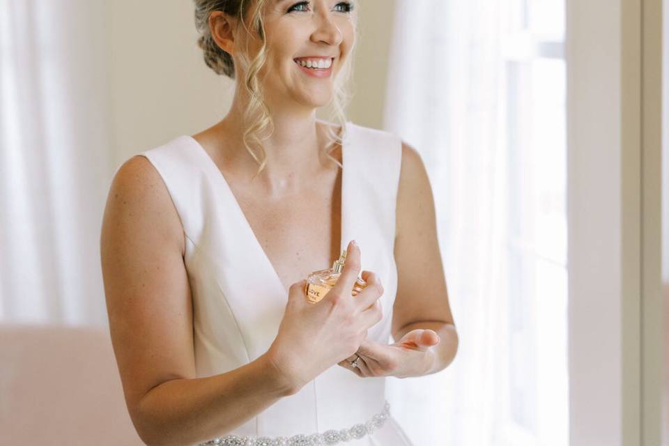 Bespoke wedding beauty - @sarahmccloskeyphoto