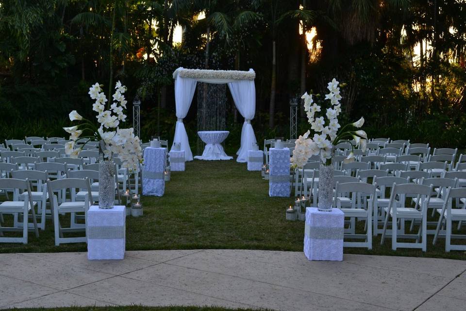 CONFETTI FAMILY EVENT PRODUCTION