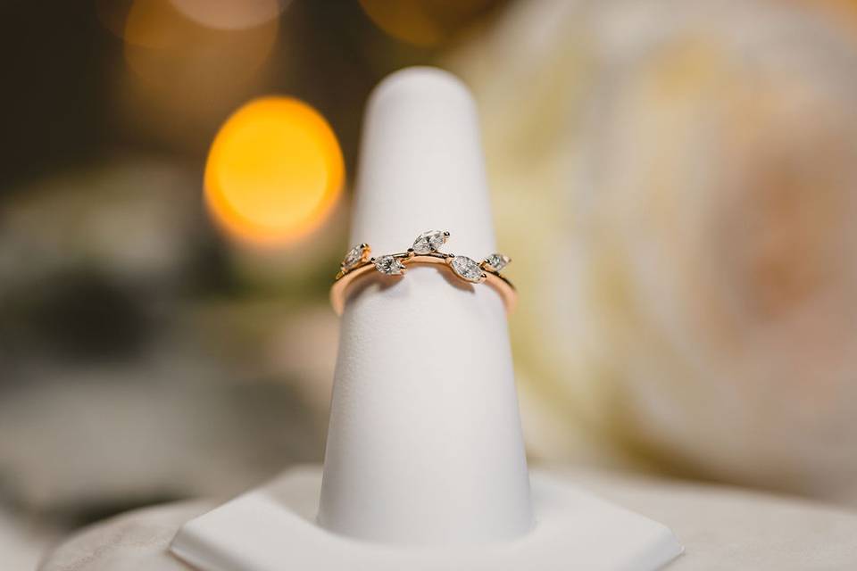 Leaf Wedding Band