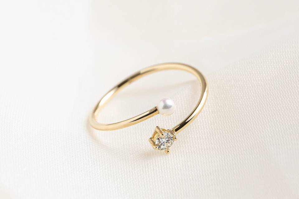 Pearl and Diamond Ring