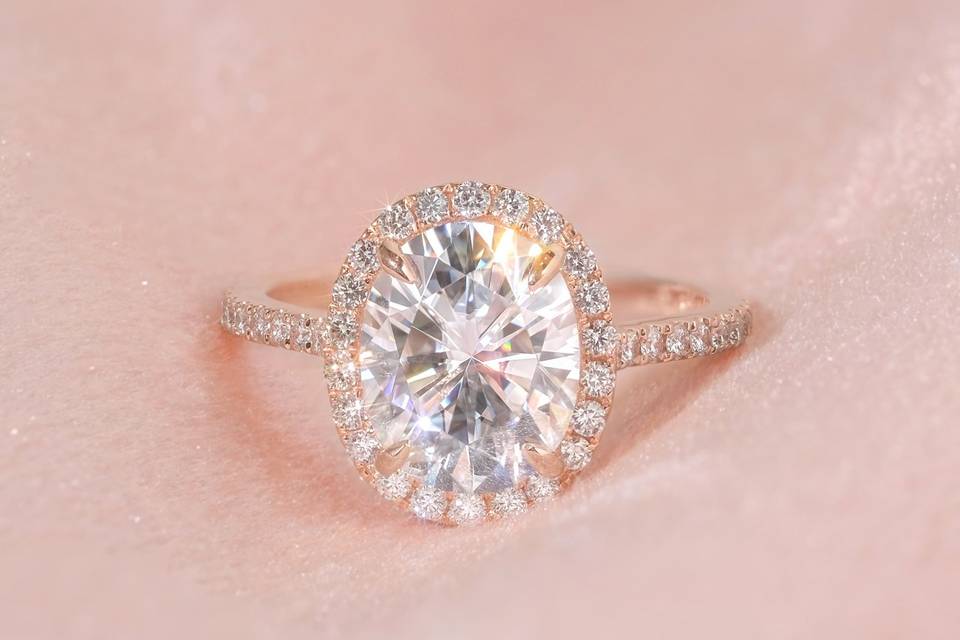 Scarlett Oval Engagement Ring