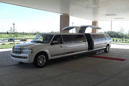 Exotic Coach Limousine Chicago