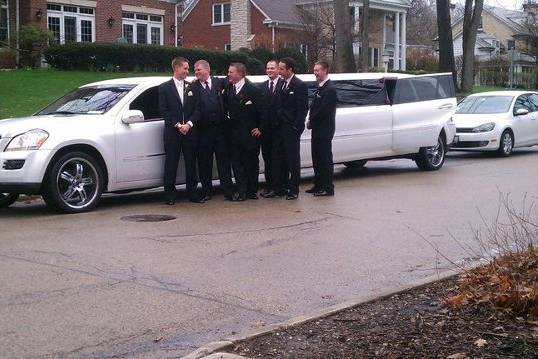 Exotic Coach Limousine Chicago