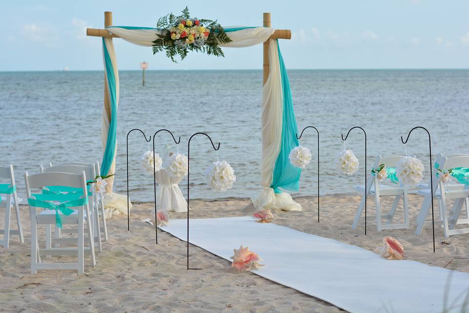 Key West beach wedding , renewal vows in Key West, Key West elopement, Key West photographer. Julia Roy Photography