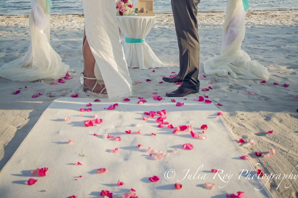 Key West beach wedding , renewal vows in Key West, Key West elopement, Key West photographer. Julia Roy Photography