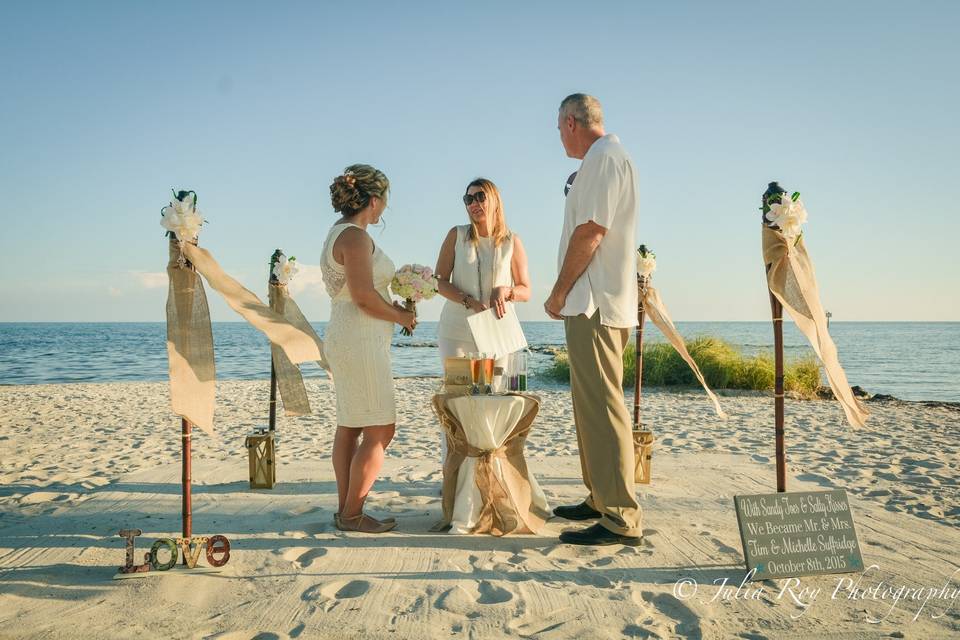 Key West beach wedding , renewal vows in Key West, Key West elopement, Key West photographer. Julia Roy Photography