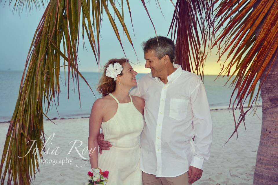 Key West beach wedding , renewal vows in Key West, Key West elopement, Key West photographer. Julia Roy Photography