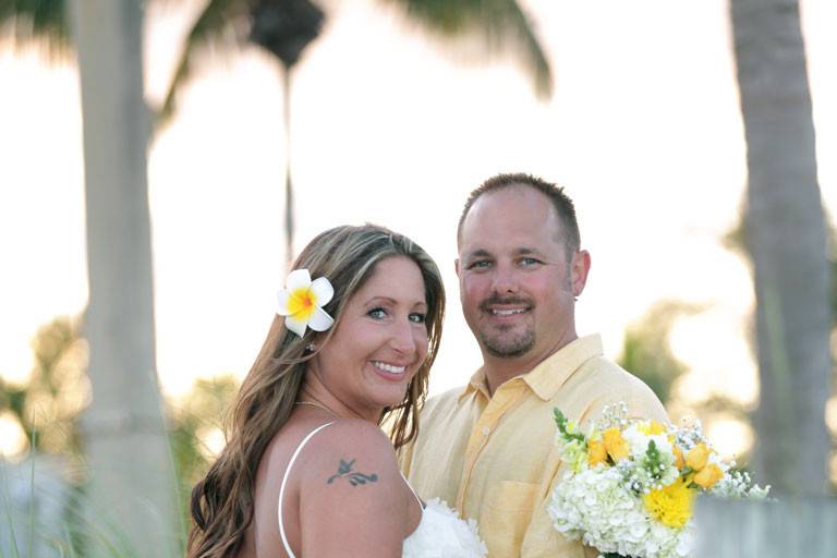 Key West beach wedding , renewal vows in Key West, Key West elopement, Key West photographer. Julia Roy Photography