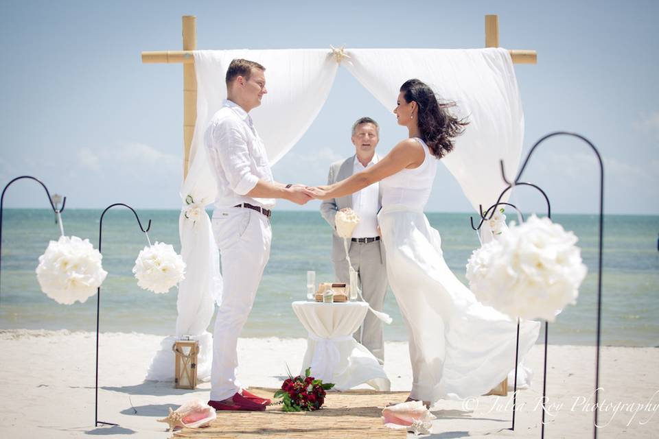 Key West beach wedding , renewal vows in Key West, Key West elopement, Key West photographer. Julia Roy Photography