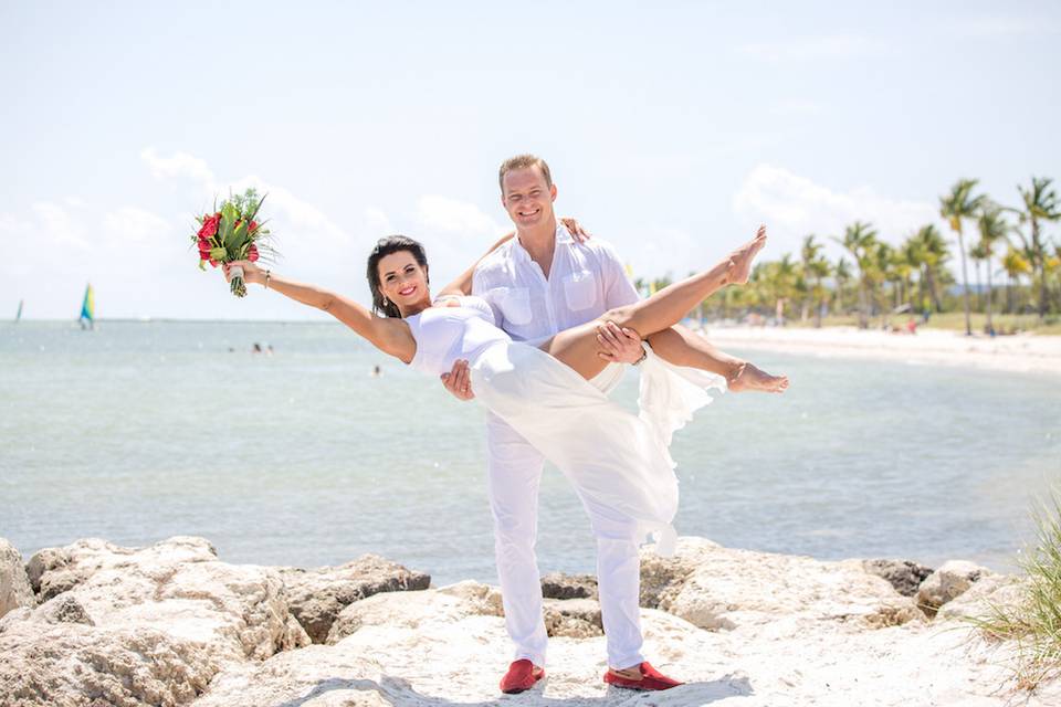 Key West beach wedding , renewal vows in Key West, Key West elopement, Key West photographer. Julia Roy Photography