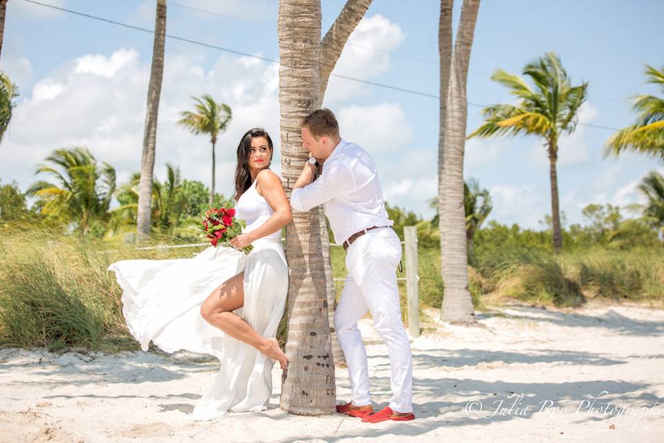 Key West beach wedding , renewal vows in Key West, Key West elopement, Key West photographer. Julia Roy Photography