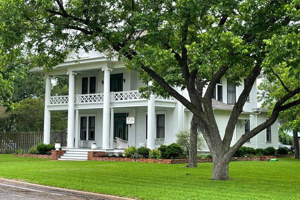 Pecan Tree Events at Pecan Manor Bed and Breakfast