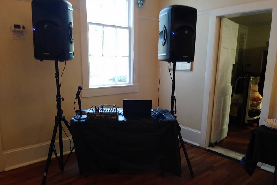 Simple wedding set up