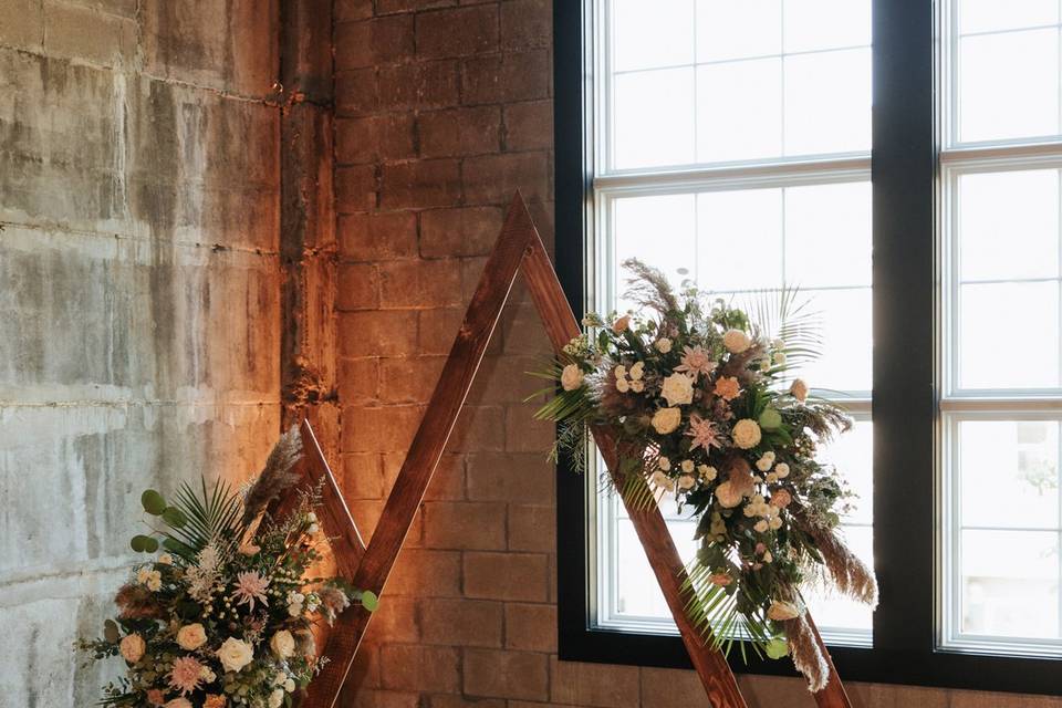 Wedding ceremony archway
