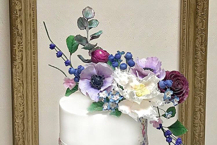 Small Cake + Sugar Flowers