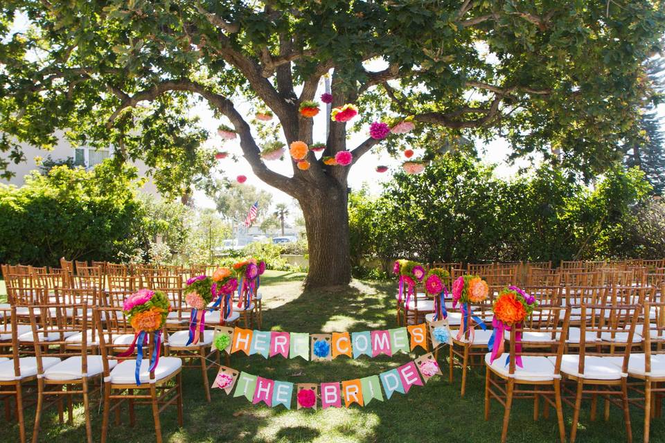 Colorful outdoor wedding