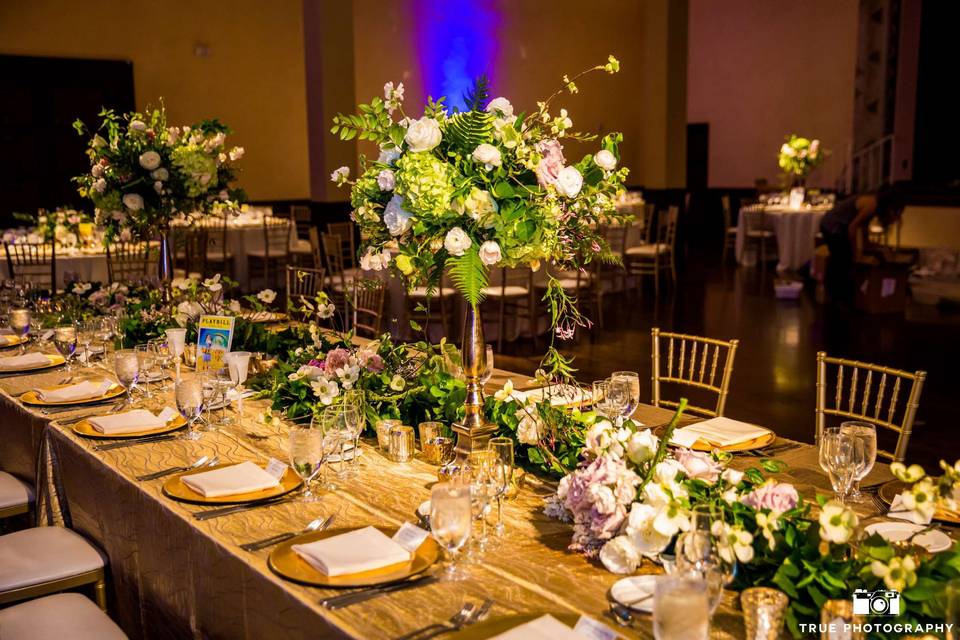 Glamorous wedding reception