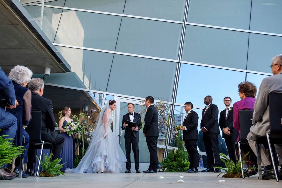 Modern wedding ceremony