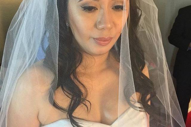 The bride in veil