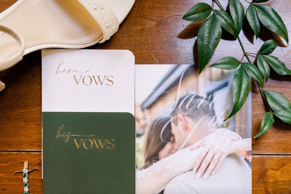 Www.theuncommonweddings.com