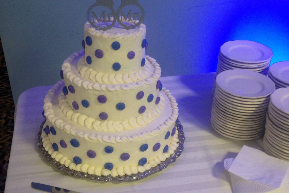 Polka dot cake