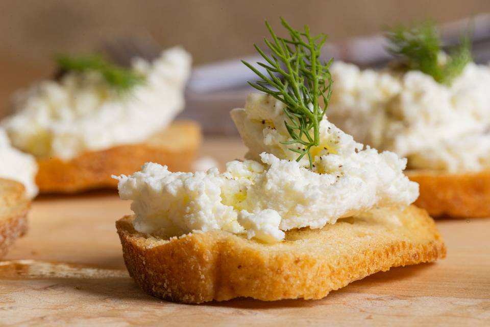 Goat Cheese Crostini