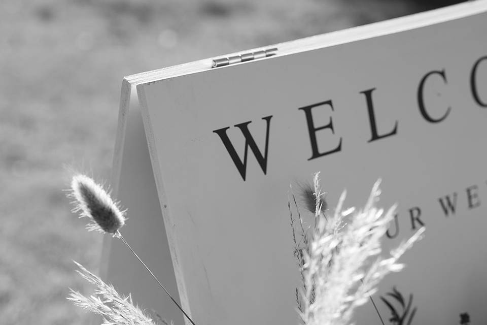 Welcome Sign Florals