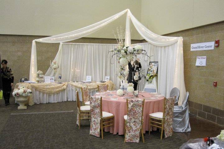 Inside Decor Rental