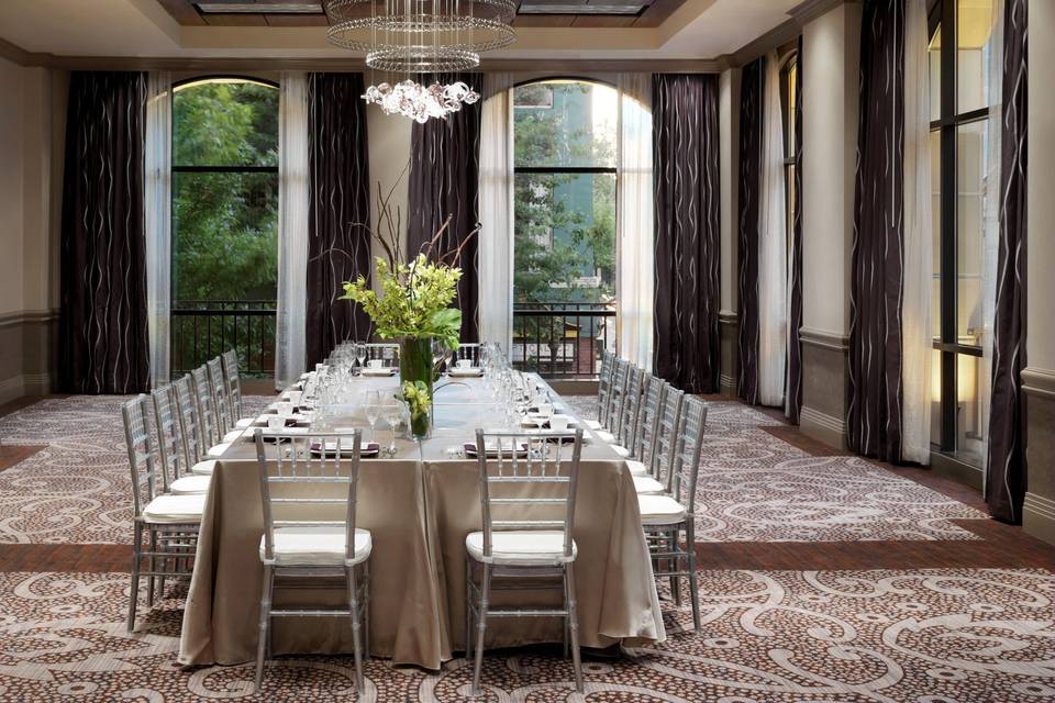 Dossier Hotel