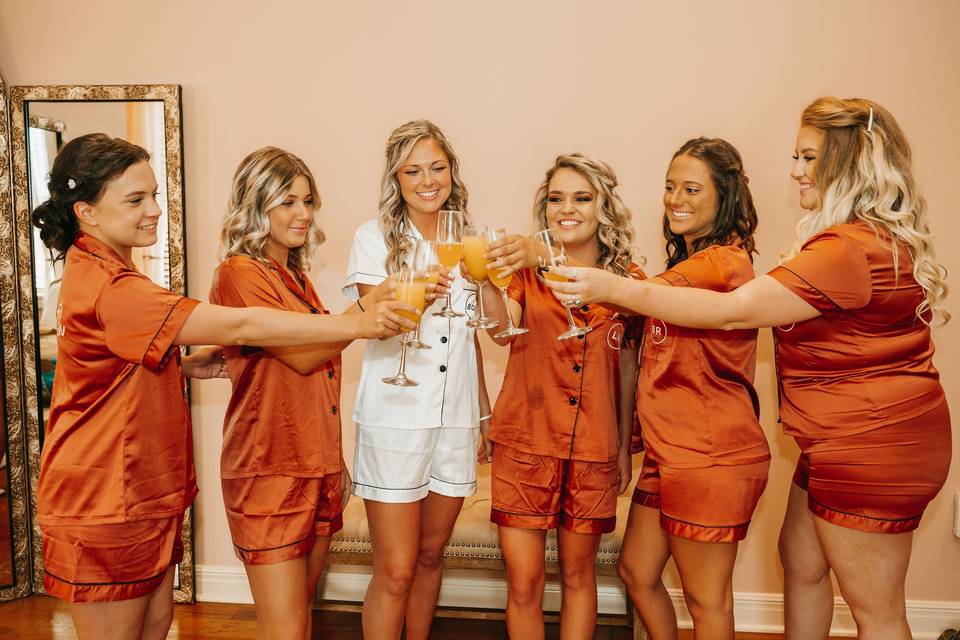 Mimosas are served!